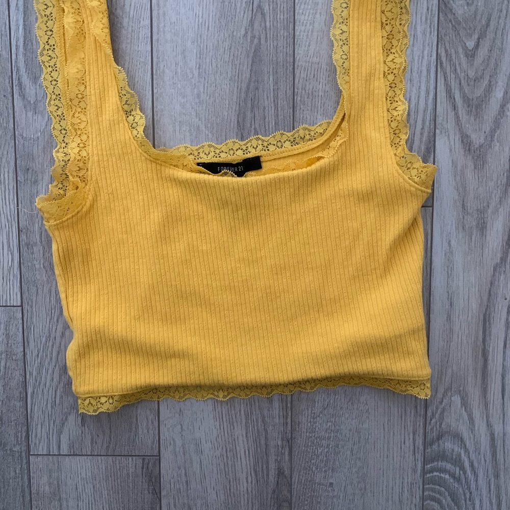 Forever 21 tank